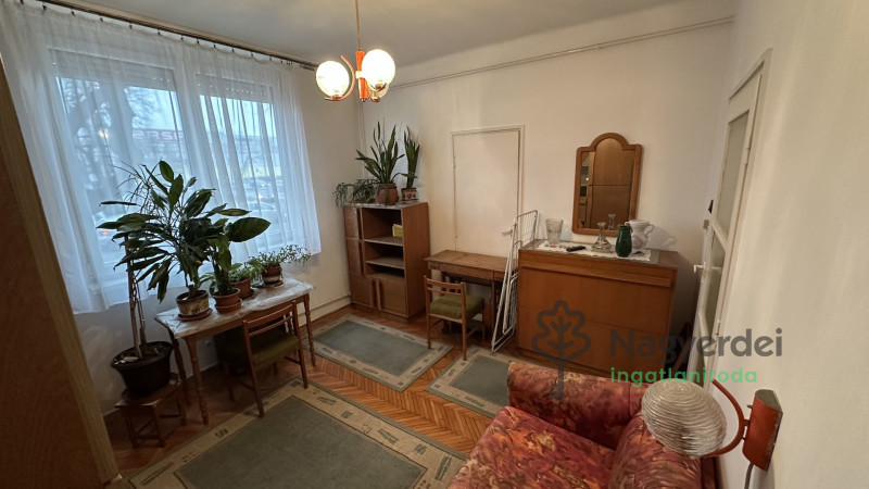 Debrecen, Libakert, Lakás, tégla lakás  