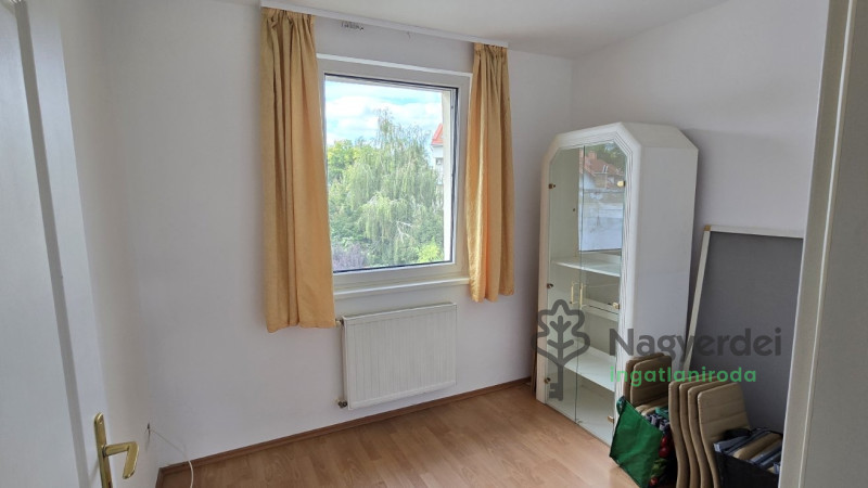 -, Nagyerdő, Lakás, tégla lakás  