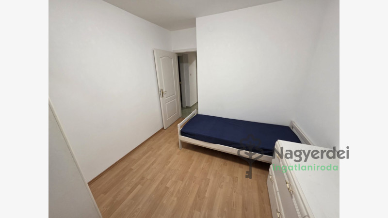 -, Nagyerdő, Lakás, tégla lakás  