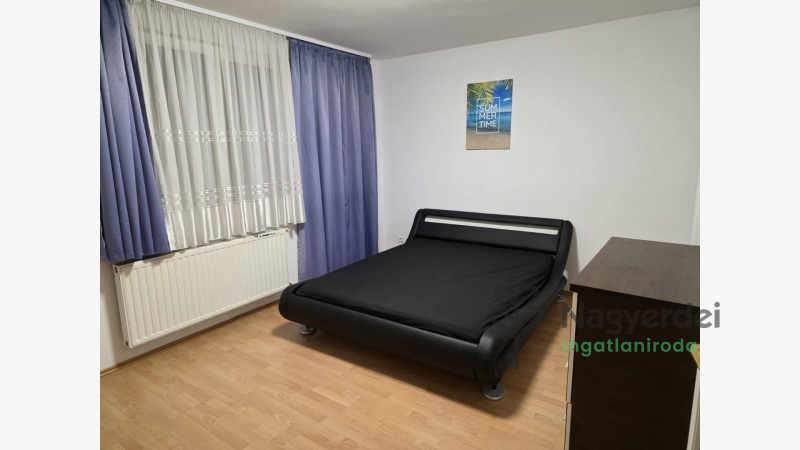 -, Nagyerdő, Lakás, tégla lakás  