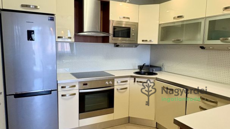 Debrecen, Szentlászlófalva, Lakás, tégla lakás  