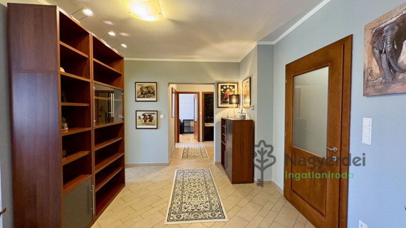 Debrecen, Szentlászlófalva, Lakás, tégla lakás  