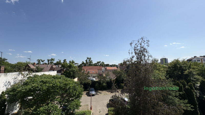 Debrecen, Szentlászlófalva, Lakás, tégla lakás  