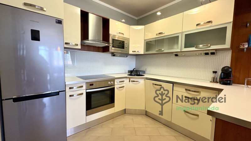 Debrecen, Szentlászlófalva, Lakás, tégla lakás  