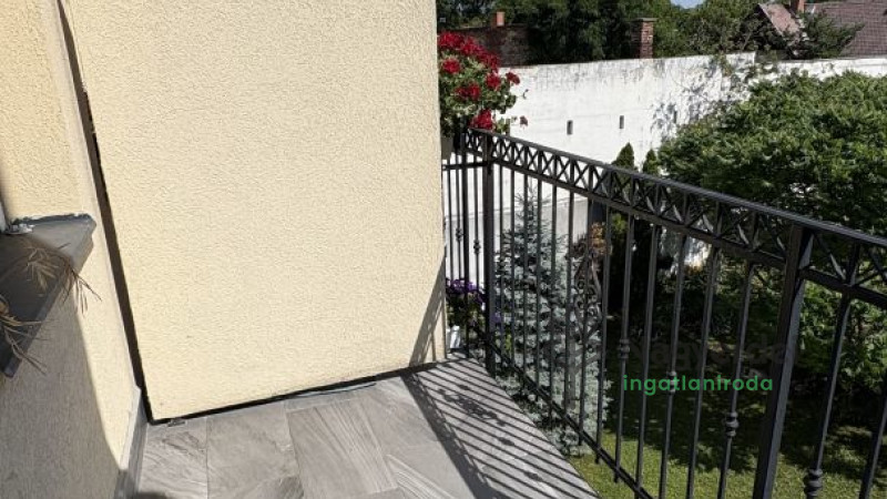 Debrecen, Szentlászlófalva, Lakás, tégla lakás  