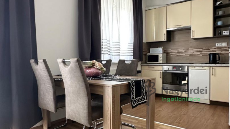 Debrecen, Sestakert, Lakás, tégla lakás  