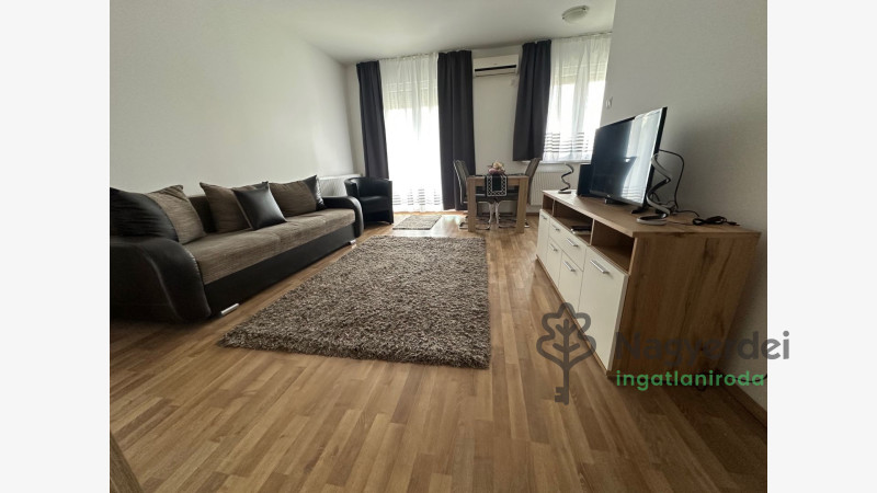 Debrecen, Sestakert, Lakás, tégla lakás  