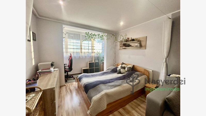 Debrecen, Újkert, Lakás, panel lakás  