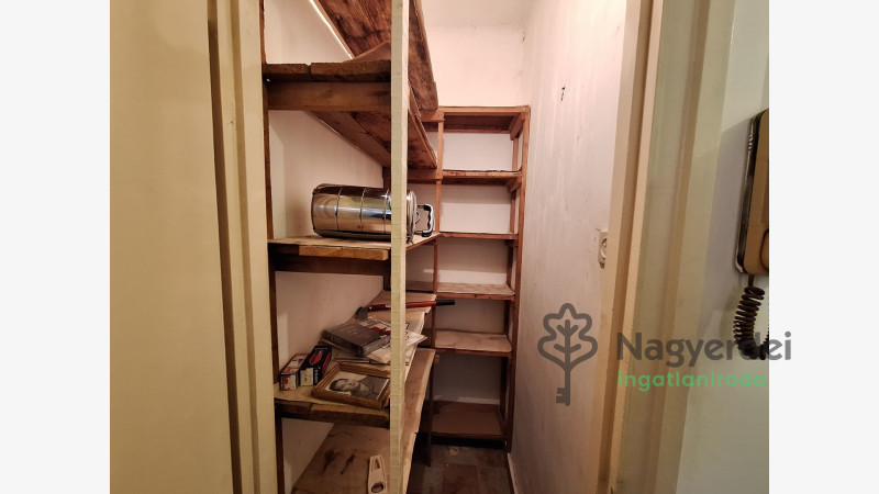 Debrecen, Belváros, Lakás, tégla lakás  