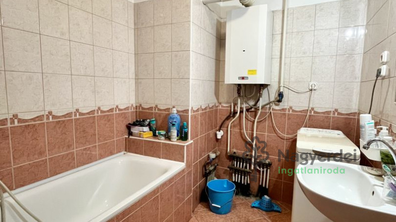 Debrecen, Belváros, Lakás, tégla lakás  