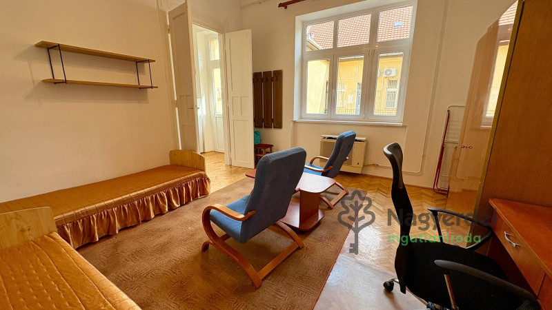 Debrecen, Belváros, Lakás, tégla lakás  