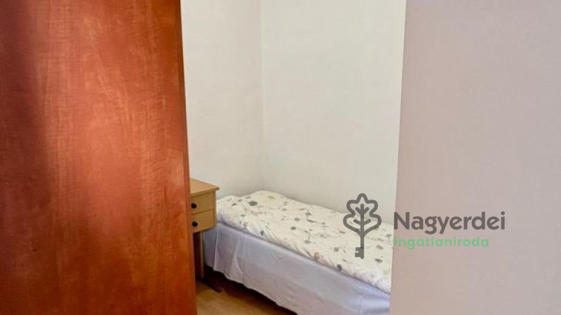 Debrecen, Belváros, Lakás, tégla lakás  