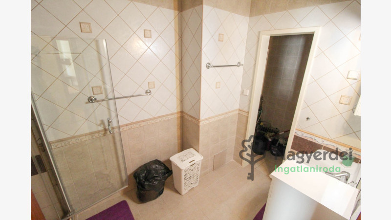 Debrecen, Sestakert, Lakás, tégla lakás  