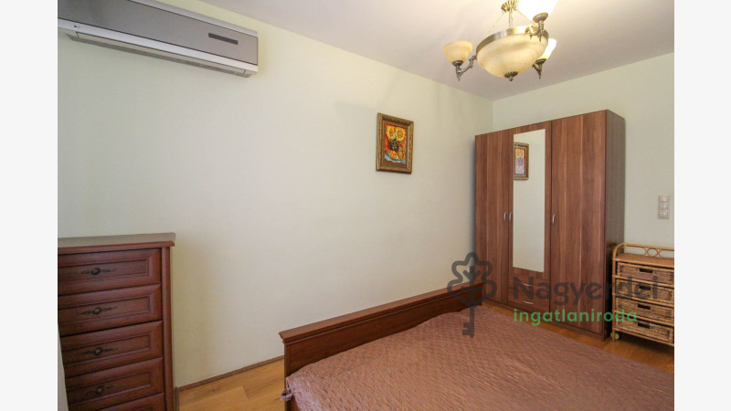 Debrecen, Sestakert, Lakás, tégla lakás  