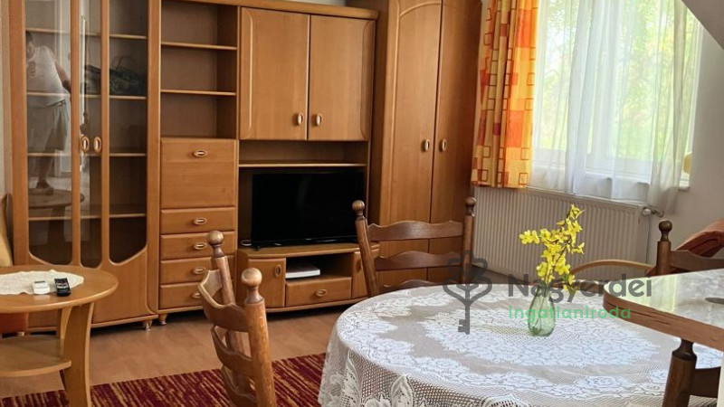 Debrecen, Dobozikert, Lakás, tégla lakás  