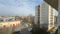 Debrecen, Nagyerdő, Lakás, tégla lakás  