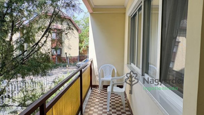 Debrecen, Lakás, tégla lakás  