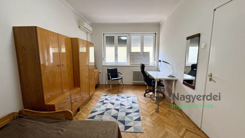 Debrecen, Lakás, tégla lakás  