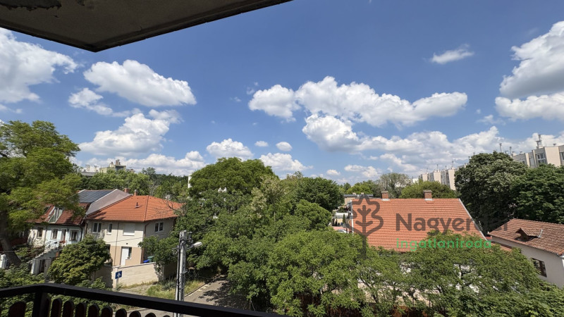 Debrecen, Nagyerdőalja, Lakás, tégla lakás  