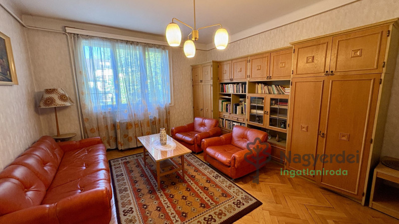 Debrecen, Nagyerdő, Lakás, tégla lakás  
