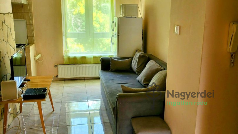 Debrecen, Libakert, Lakás, tégla lakás  
