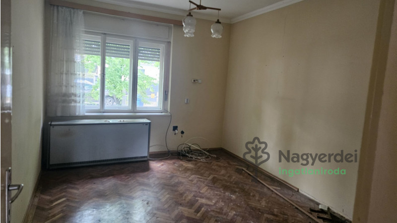 Debrecen, Széchenyikert, Ház, családi ház  