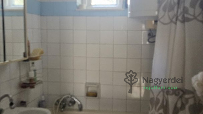 Debrecen, Széchenyikert, Ház, családi ház  