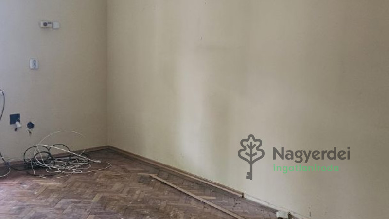 Debrecen, Széchenyikert, Ház, családi ház  