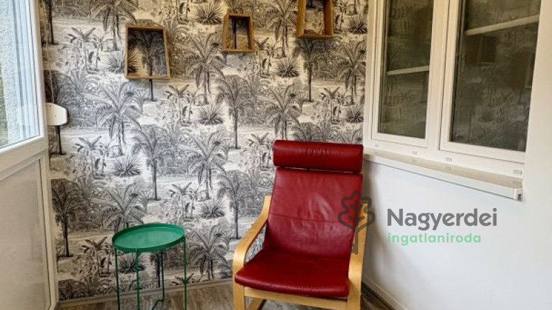 Debrecen, Egyetemváros, Lakás, tégla lakás  