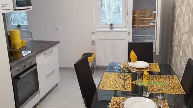 Debrecen, Sestakert, Lakás, tégla lakás  