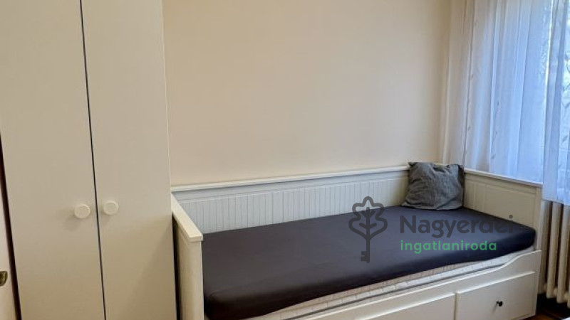 Debrecen, Belváros, Lakás, panel lakás  