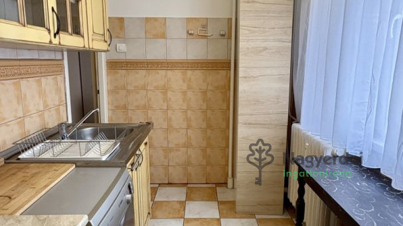 Debrecen, Belváros, Lakás, panel lakás  