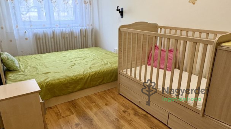 Debrecen, Belváros, Lakás, panel lakás  