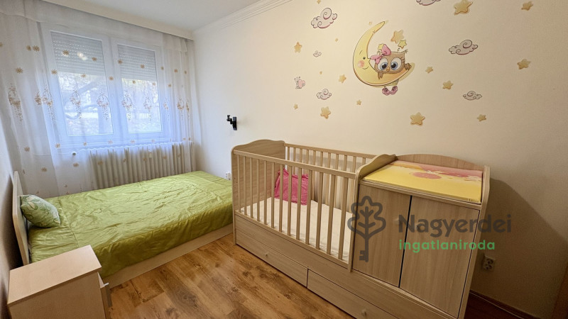 Debrecen, Belváros, Lakás, panel lakás  