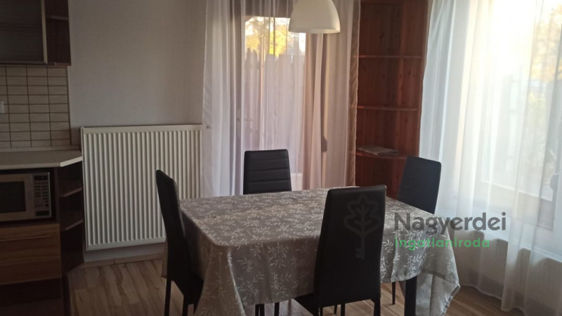 Debrecen, Ház, sorház  