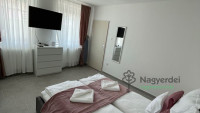 Debrecen, Nagyerdőalja, üdölő, hétvégiház  