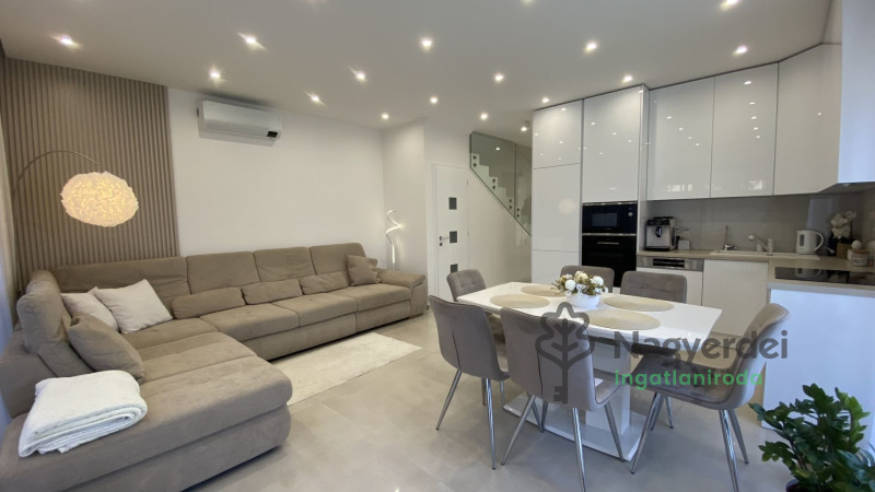 Debrecen, Nyulas, Ház, ikerház  