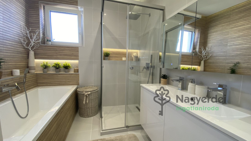 Debrecen, Nyulas, Ház, ikerház  