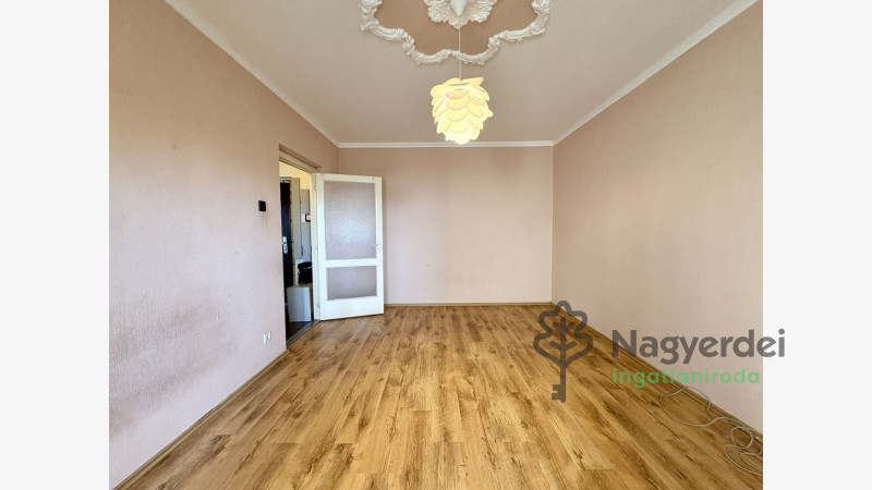 Debrecen, Tócóskert, Lakás, panel lakás  
