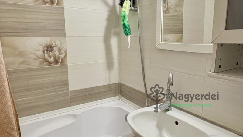 Debrecen, Egyetemváros, Lakás, szoba  