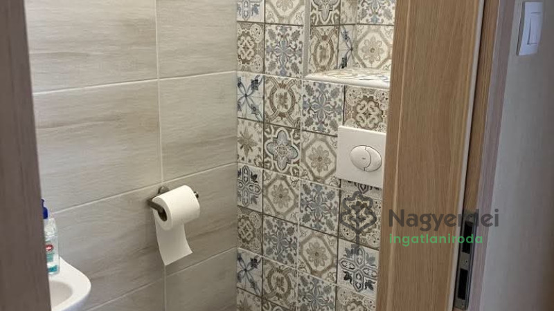 Debrecen, Belváros, Lakás, tégla lakás  