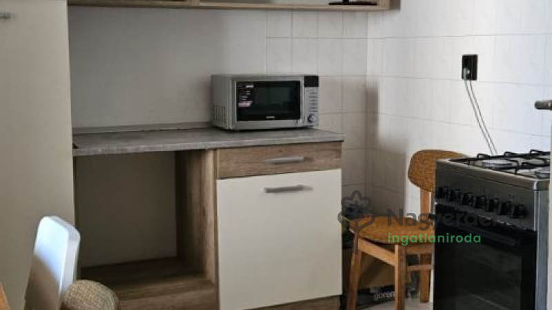 Debrecen, Dobozi lakótelep, Lakás, tégla lakás  