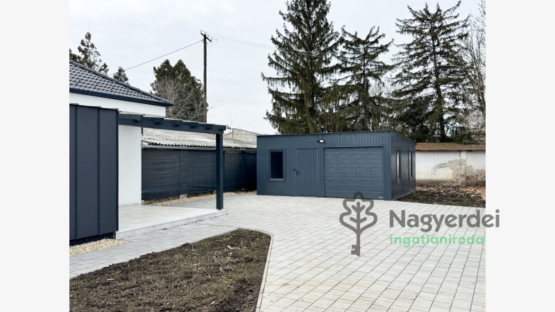 Hajdúböszörmény, Ház, családi ház  