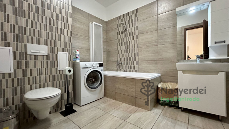 Debrecen, Belváros, Lakás, tégla lakás  