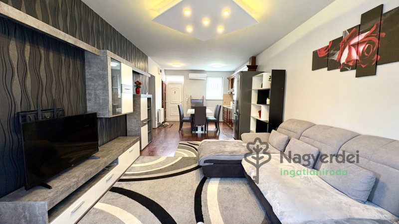 Debrecen, Nagyerdőalja, Lakás, tégla lakás  