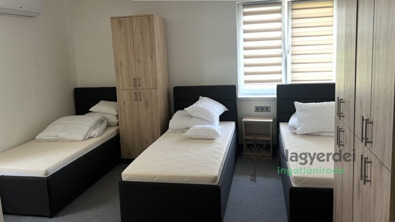 Hajdúnánás, Kereskedelmi ingatlan, panzió  