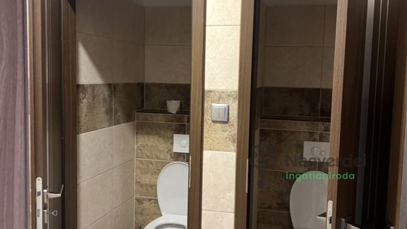 Hajdúnánás, Kereskedelmi ingatlan, panzió  