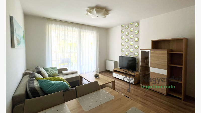 Debrecen, Sestakert, Lakás, tégla lakás  