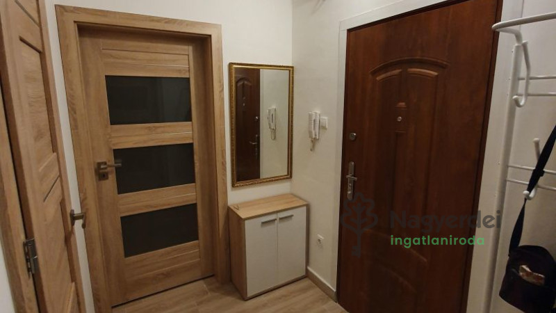 Debrecen, Újkert, Lakás, panel lakás  