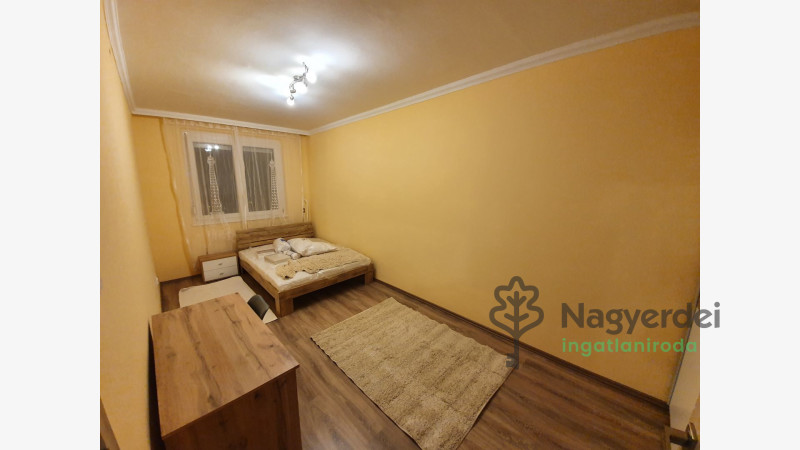 Debrecen, Újkert, Lakás, panel lakás  